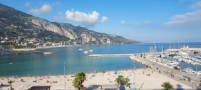 Trilocale Mentone vista mare